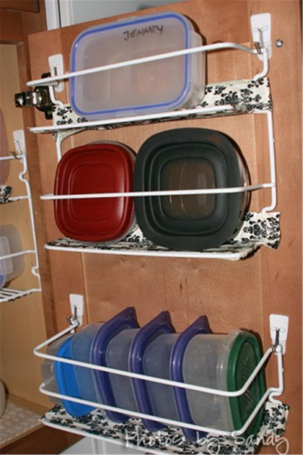 9 mẹo tận dụng cánh cửa tủ bếp lưu trữ đồ đạc tiện ích (9)