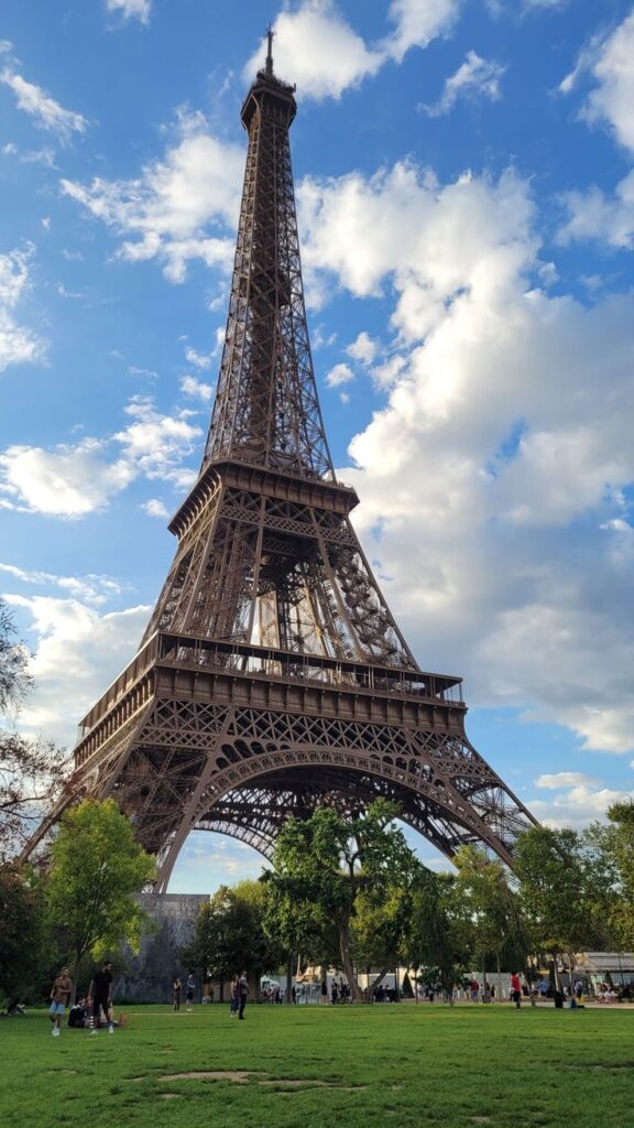 Hình ảnh tháp Eiffel